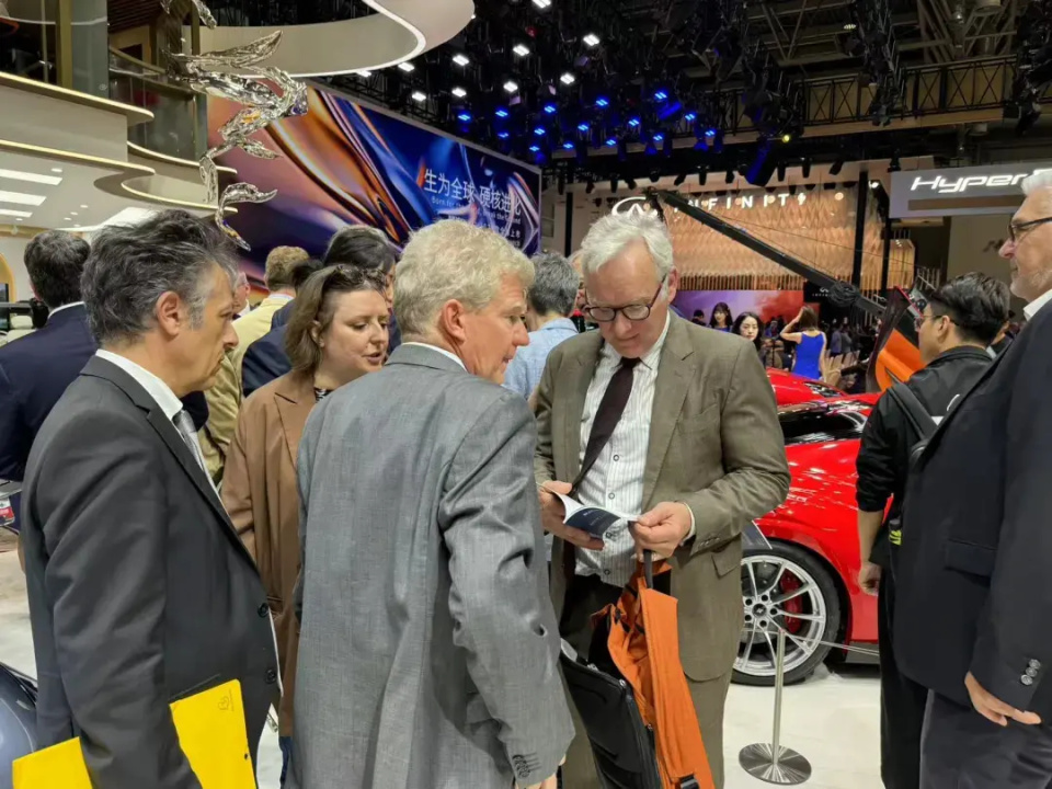 英雄联盟台服官网地址一览-赛地聚焦：欧篮联赛前热度飙升；里尔止住颓势；态度坚定；控场能力受关注(足球赛事赛程时间表)