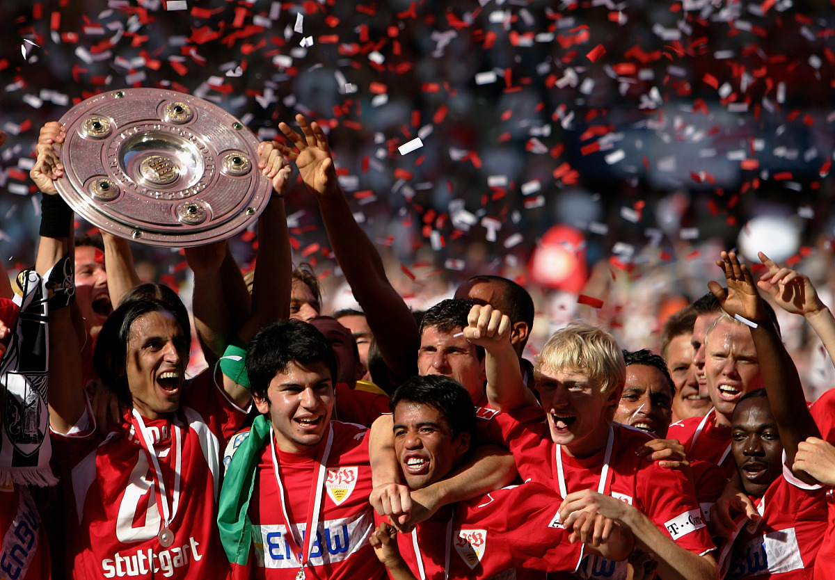 详细阅读:英雄联盟台服官网地址一览-周二005欧冠拜仁慕尼黑vs拉齐奥 英雄联盟台服官网地址一览-周二005欧冠拜仁慕尼黑vs拉齐奥